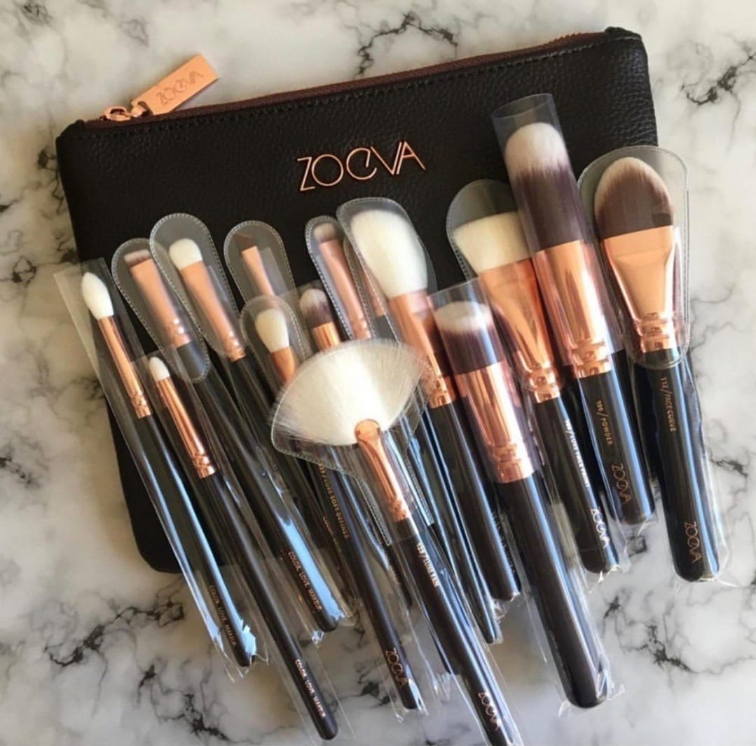 Zoeva 15-Piece Makeup Brush Set with Pouch